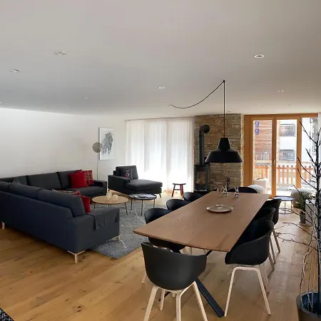Apartment Fredy Fahrt Ski